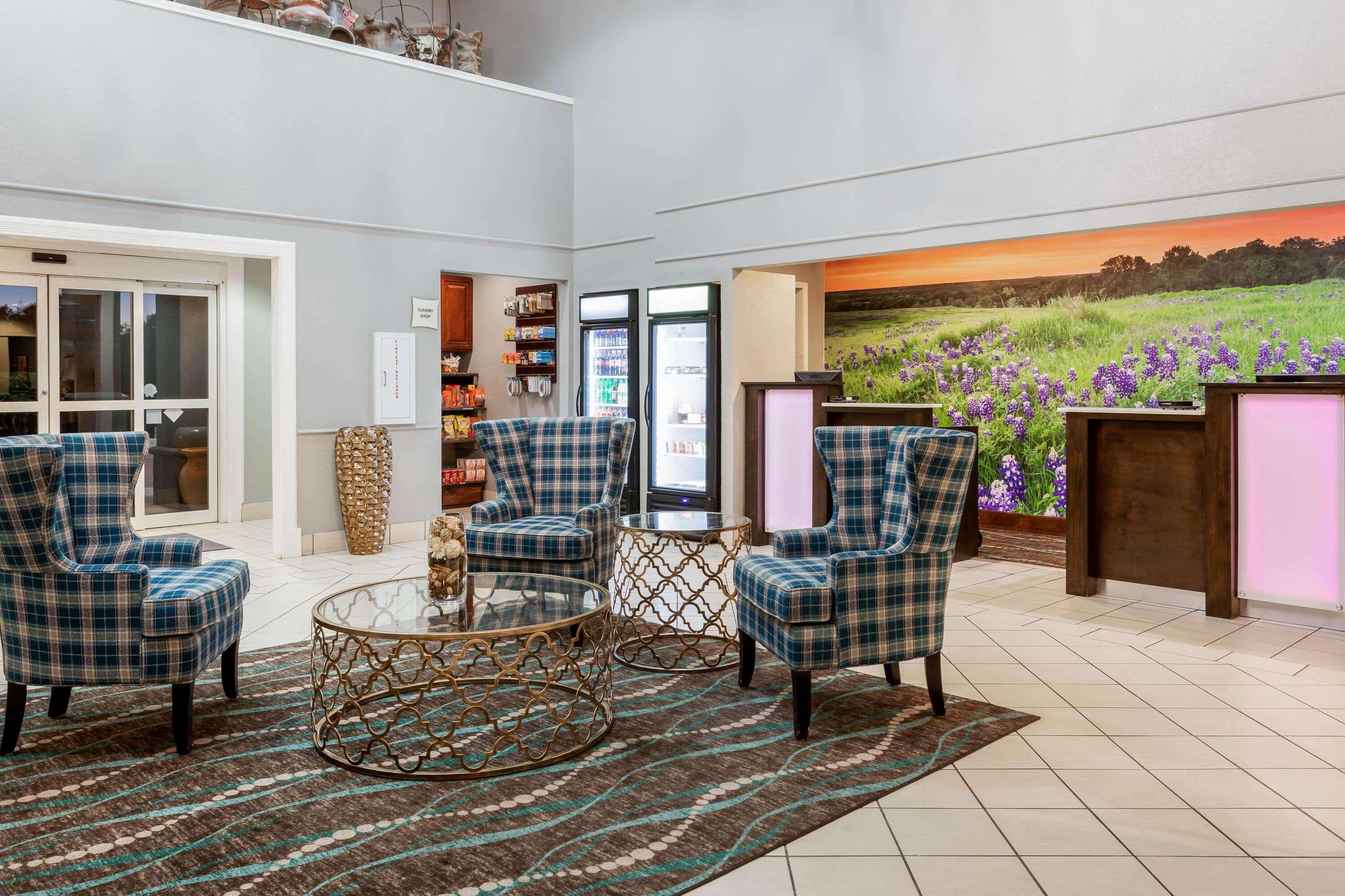 La Quinta By Wyndham Kerrville Bagian luar foto